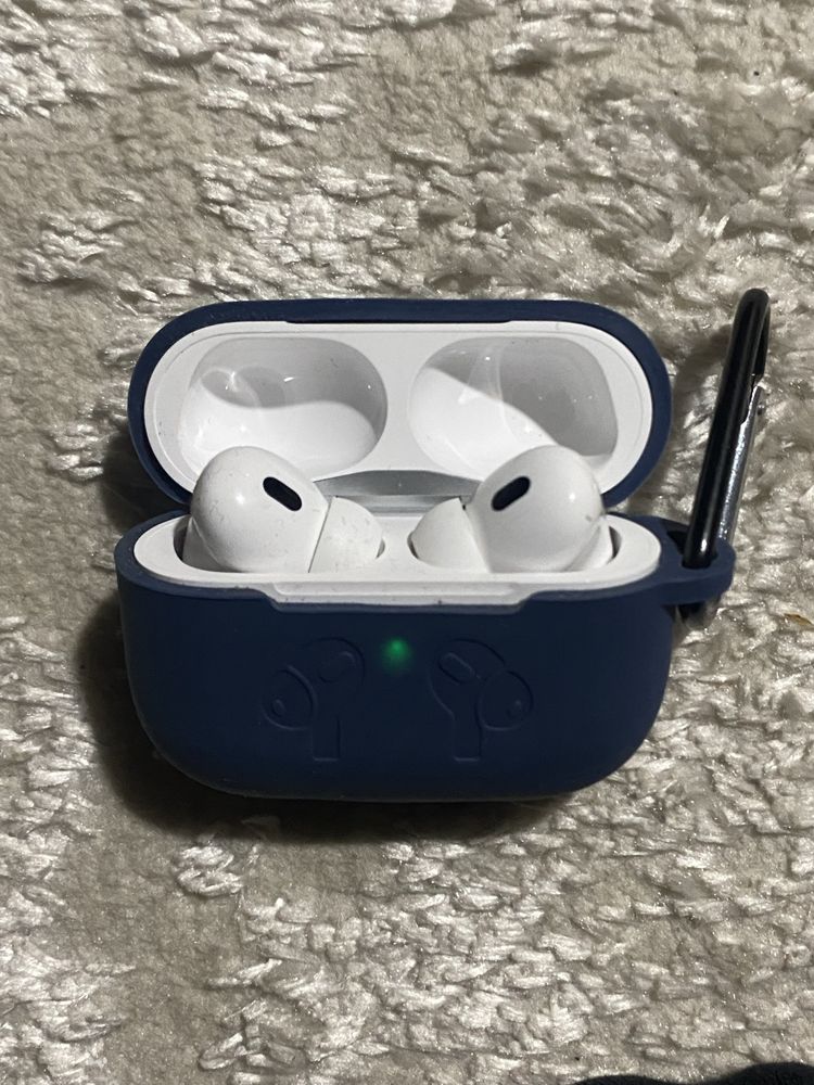 Airpods 2 1неделя использововал новый