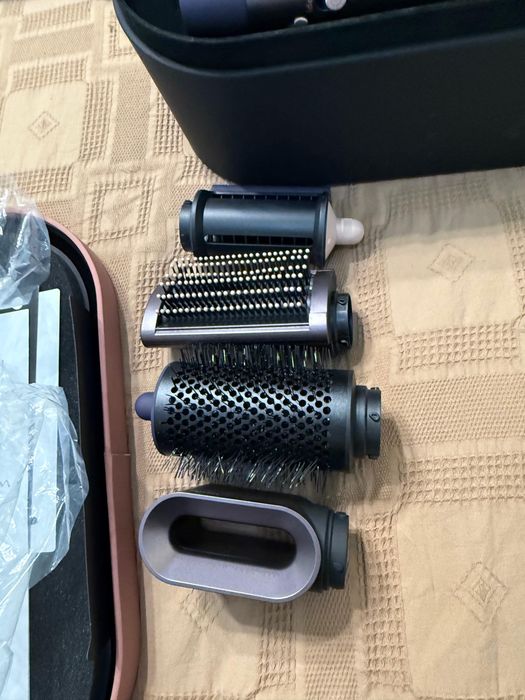 Продам стайлер Dyson