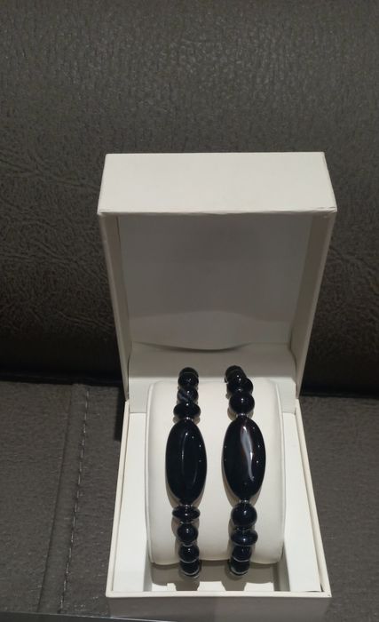 Браслеты с бусиной дзи и с природными камнями