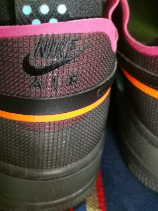 Adidas piele Nike, noi, nepurtati deloc