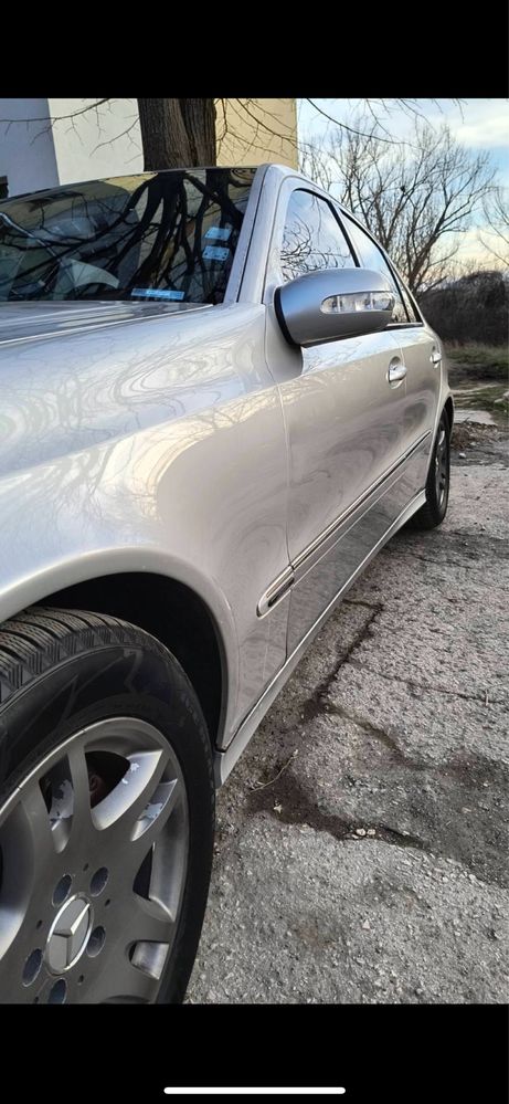 Mercedes-benz E320