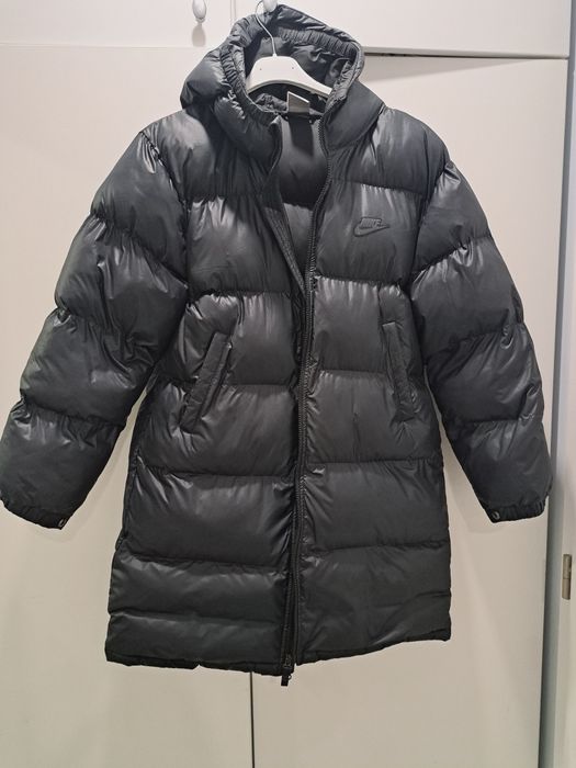 Nike юношеска шуба р-р 158-170см ХЛ размер