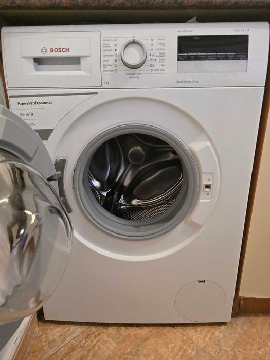 Продавам пералня Bosch, 7kg
