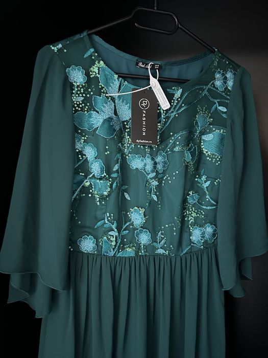 Vând Rochie DyFashion nouă cu etichetă