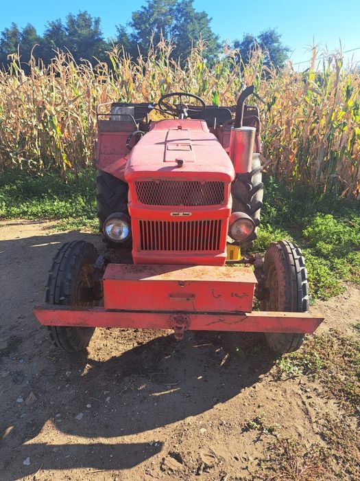 Vand tractoras 445