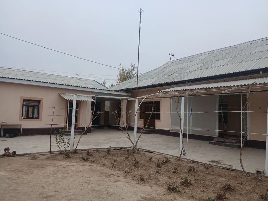 21 sotik, 9 xonali uy sotiladi