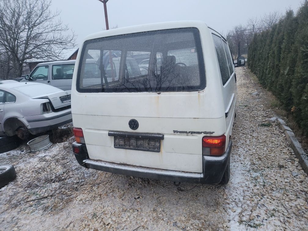 Т4 2.4д на части/T4 2.4D na chasti