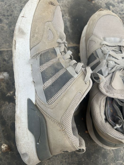 Кроссовки Адидас сатылади