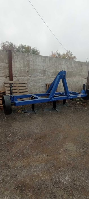 Плоскорезы-глубокорыхлители прицепные и навесные