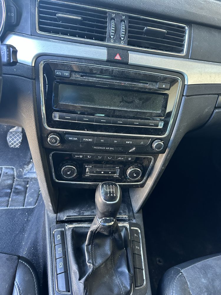Skoda superb 2.0TDI,6ск