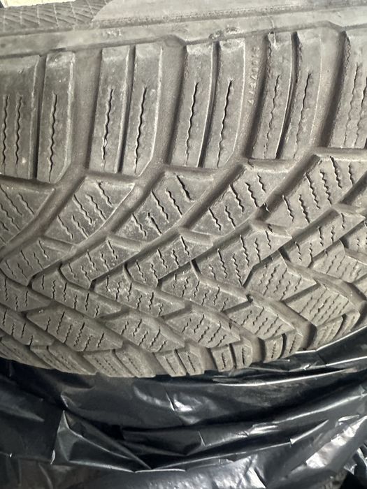 4 броя зимни гуми 205/55/16 Continental Wintercontact TS 850