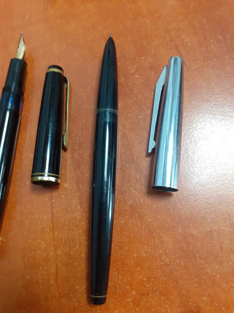 Писалки различни видове и модели.