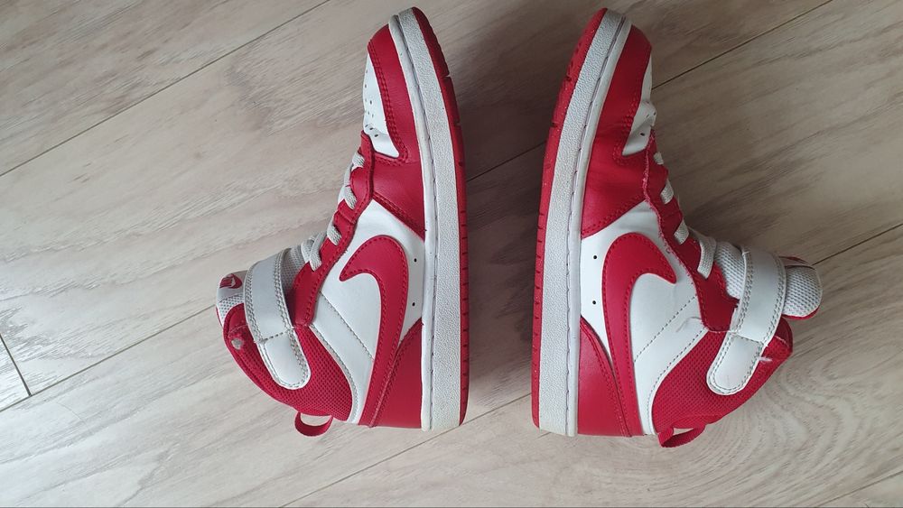 Маратонки Nike н.33