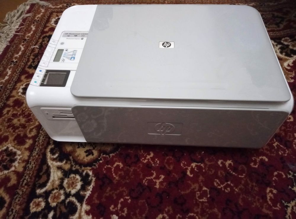 СРОЧНО ПРОДАМ Принтер HP Photosmart C4283