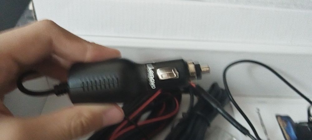 Продам видеорегистратор б/у хорошем состояни