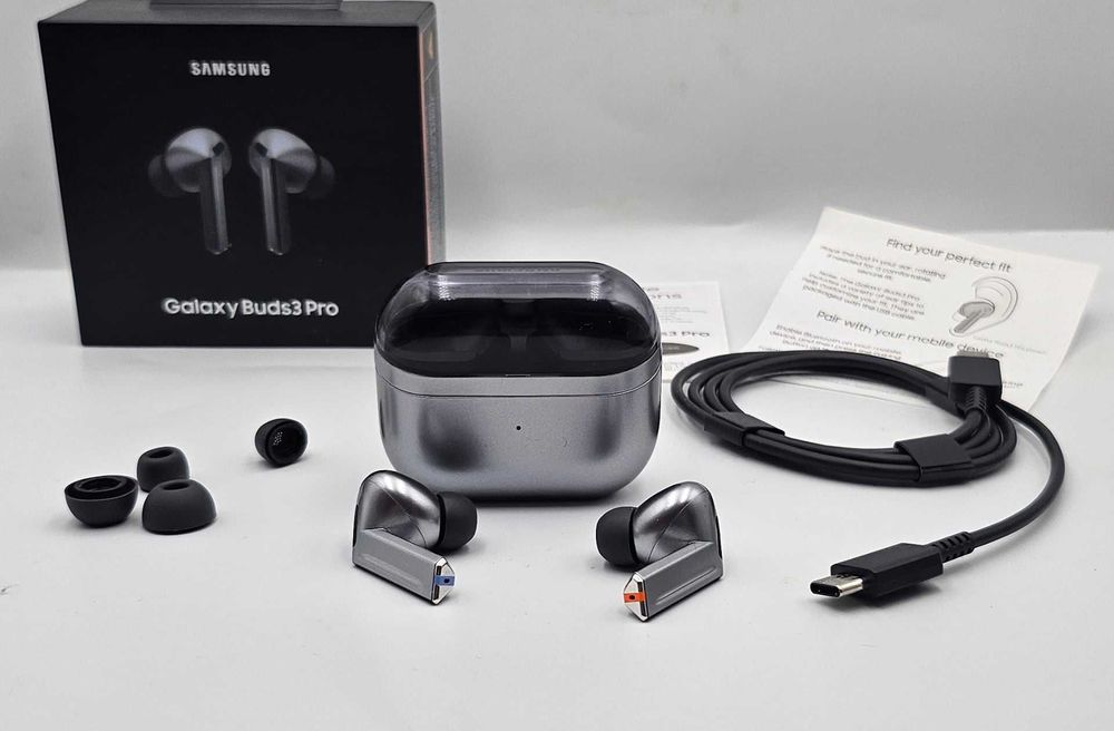 Продам беспроводные наушники Samsung Galaxy Buds 3 Pro Б.У