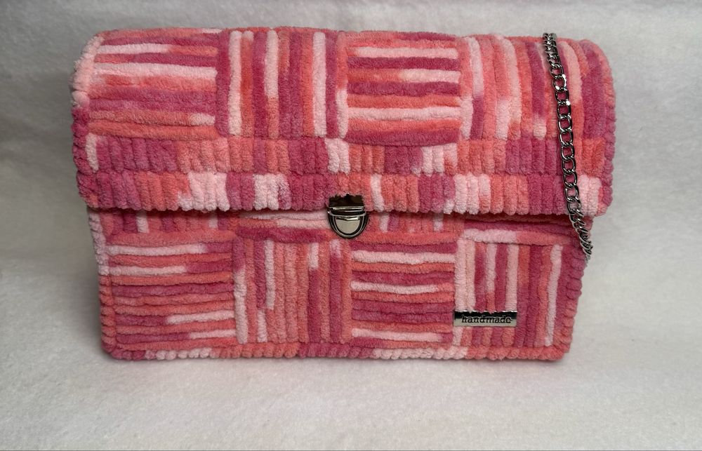 Geanta handmade plusata