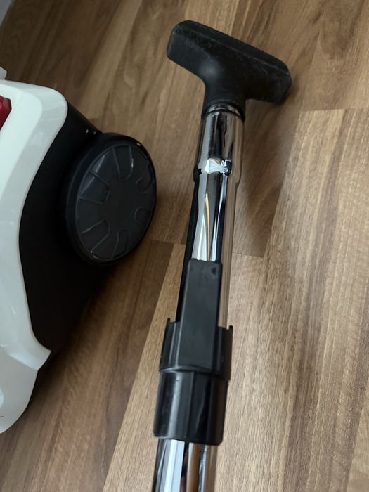 Aspirator fara sac Myria 1200 W