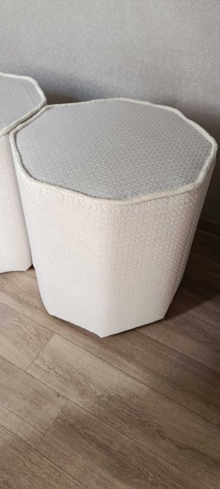 Продаю пуфики  новые