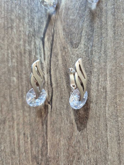 Сребърни обеци - различни видове