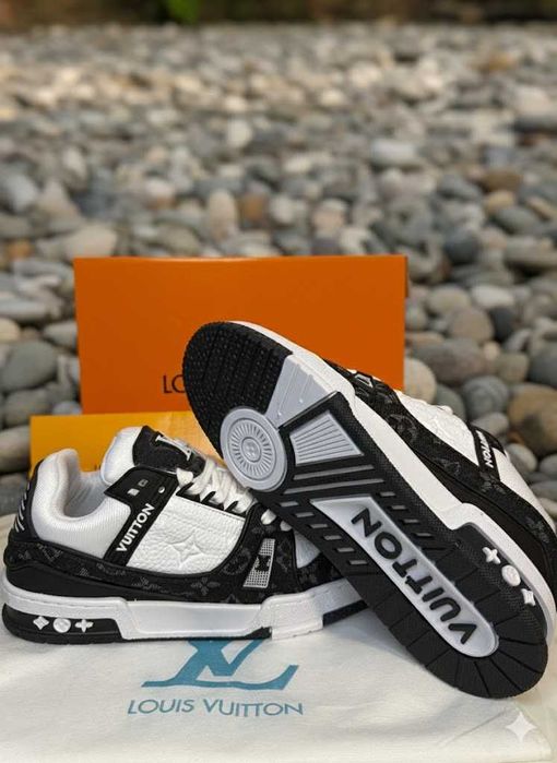 LV Trainers - Louis Vuitton - Full Box