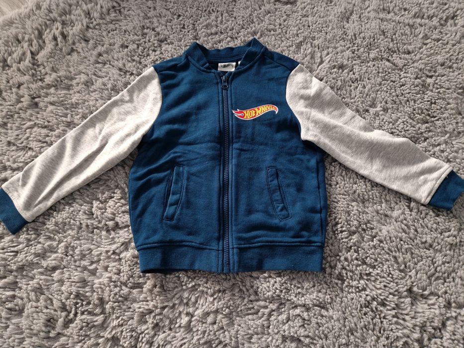 Lot bluze marimea 104 cm