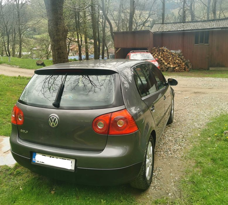 Vând vw golf 5 1.6 fsi 2005 automat