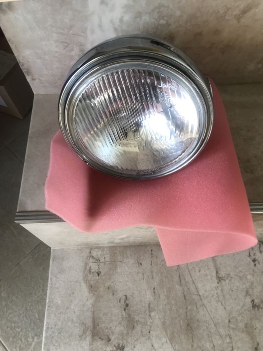 преден фар за мотор
