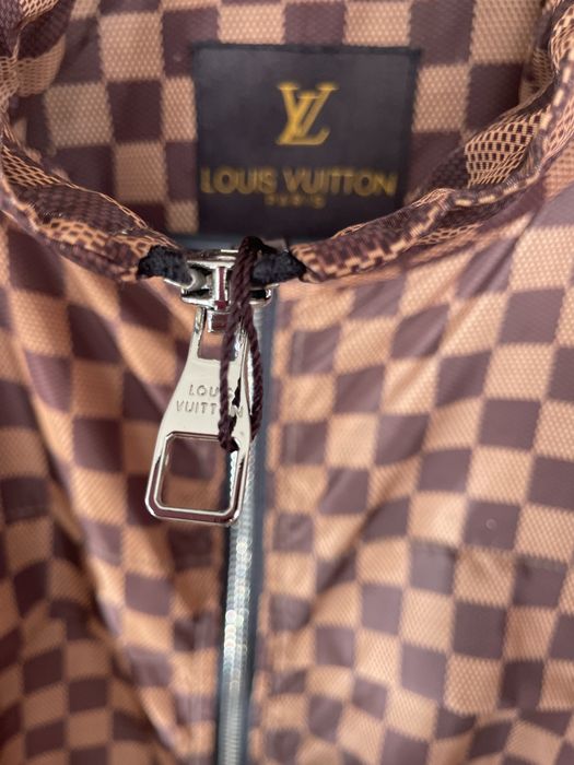 Louis Vuitton мъжко яке ветровка