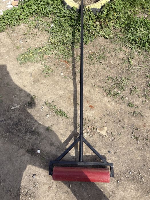 Ролик каток для тартана