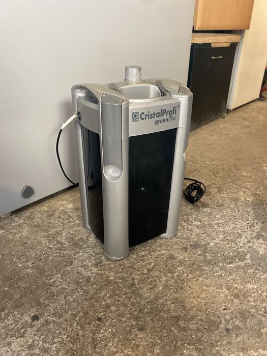 Vand acvariu cu filtru