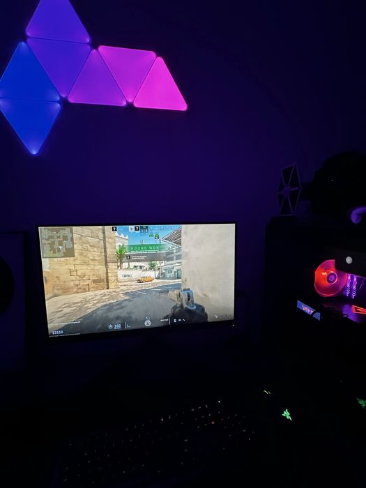 Monitor Lenovo Legion Y27q-20 – 27”, QHD, 165Hz, G-Sync Compatible