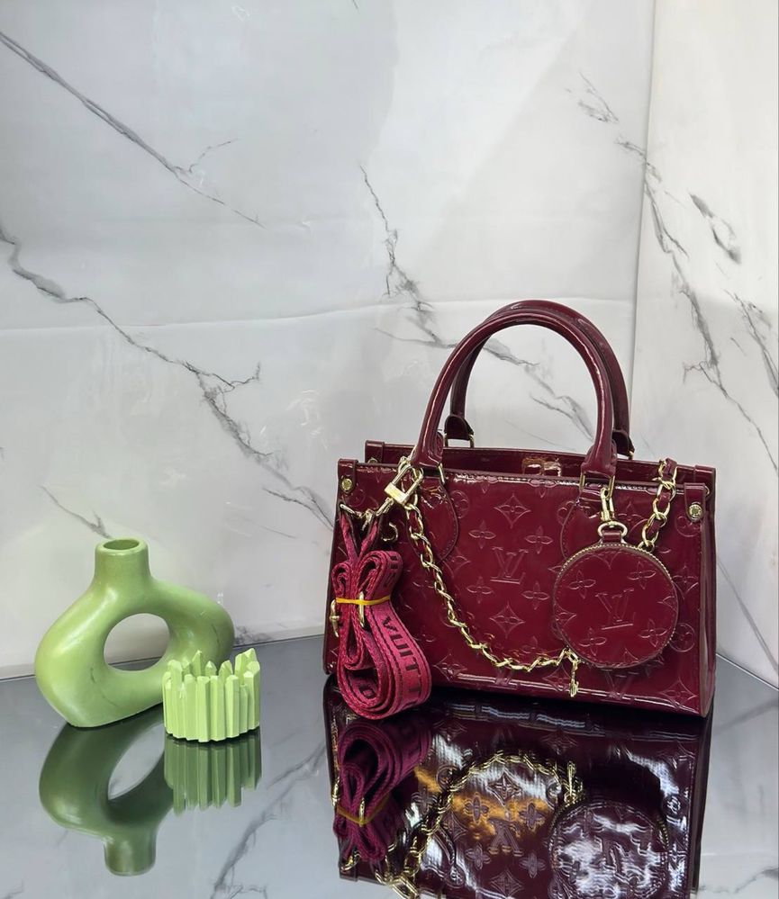 Дамски чанти Louis Vuitton