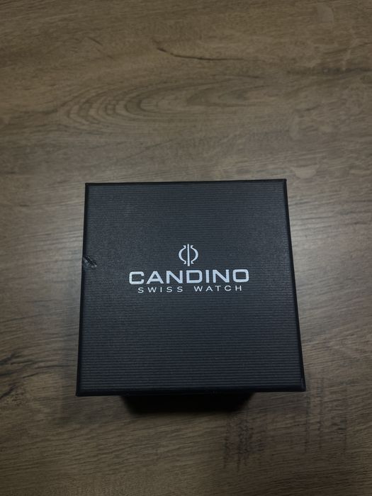 Candino часовник
