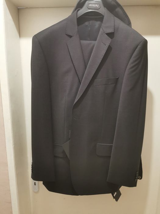 Костюм Andrews  - чисто нов