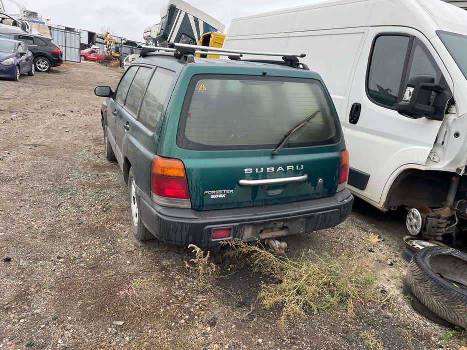 Subaru Forester 2.0 I НА ЧАСТИ субаро форестър 2.0 бензин 4x4