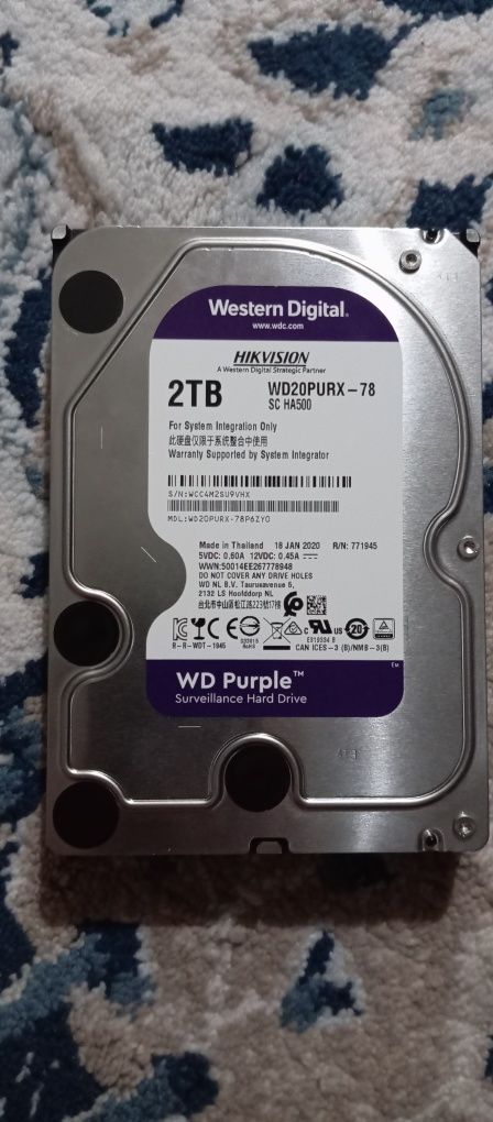 Жёсткий диск WD Purple WD20PURX-78 2ТБ
