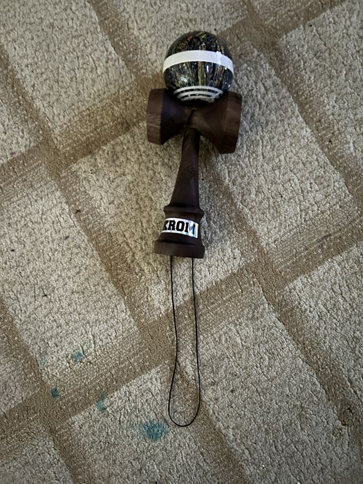 kendama krom custom