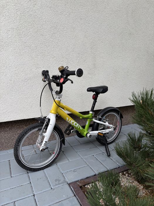 Bicicleta Woom 2 cu accesorii