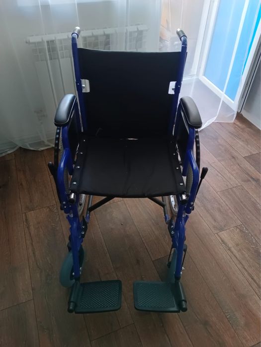 Инвалидное кресло