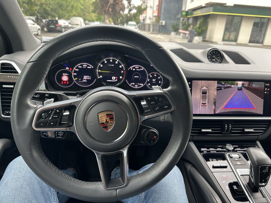 Porsche Cayenne ehybrid 2022, 40000 km, albastru exterior si piele gri
