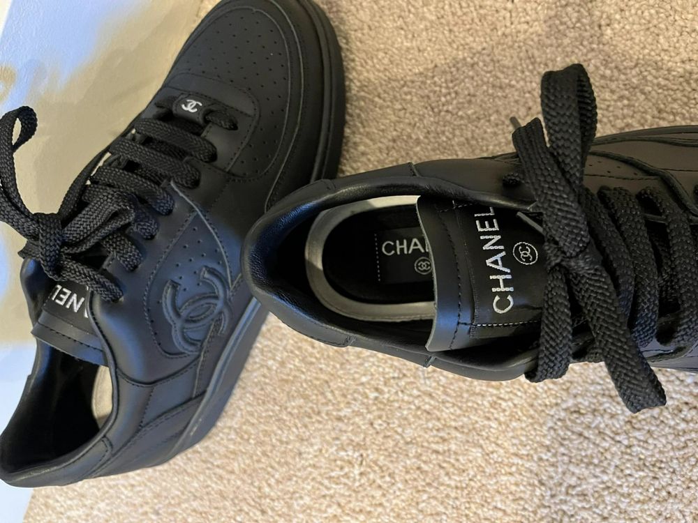 Adidasi Chanel