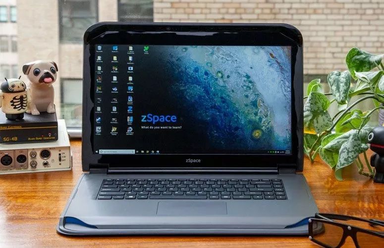 Ноутбук ACER  ZSPACE для работы, учебы и игр