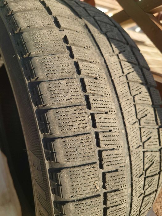 Шины комплект зимние