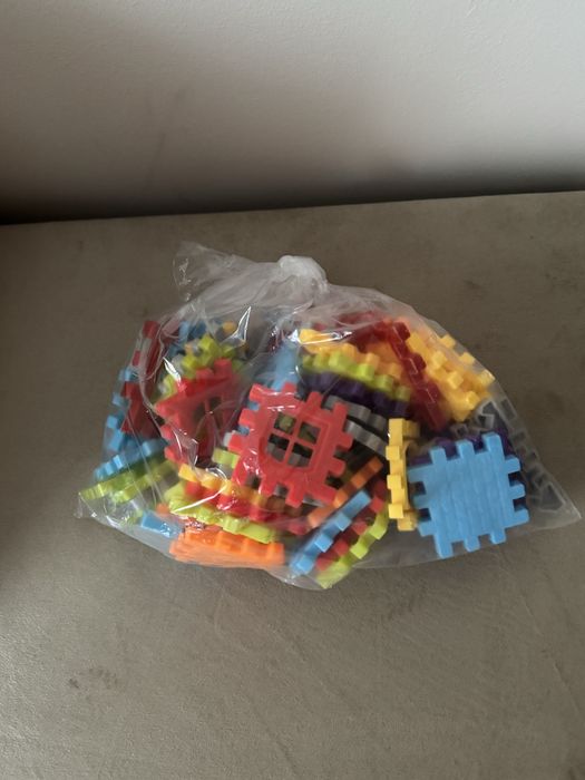 Lego + piese de construit