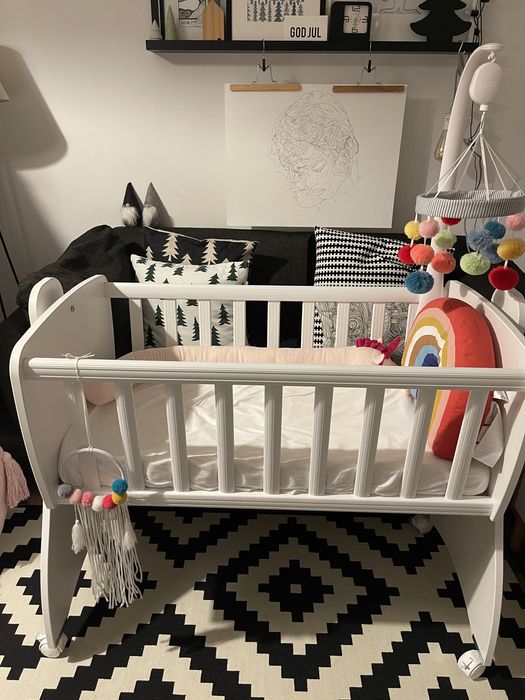 Mamas & Papas Музикална въртележка за легло Pom Pom / Chicco проектор