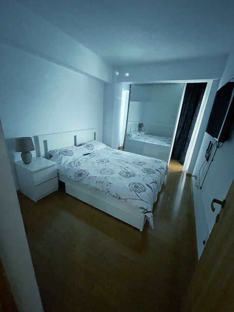 Vand apartament 2 camere Cernavoda