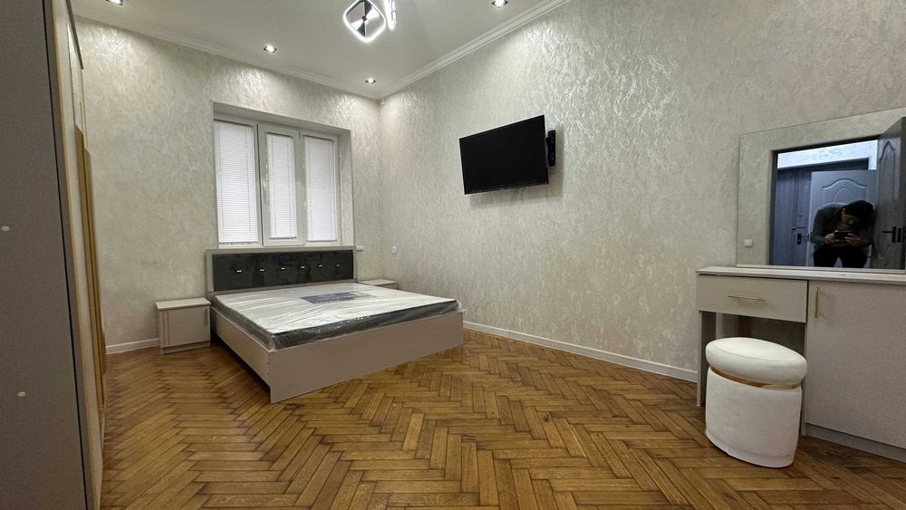 Сдаётся 2-комнатная квартира в Ц1, рядом с Детским миром. ID01