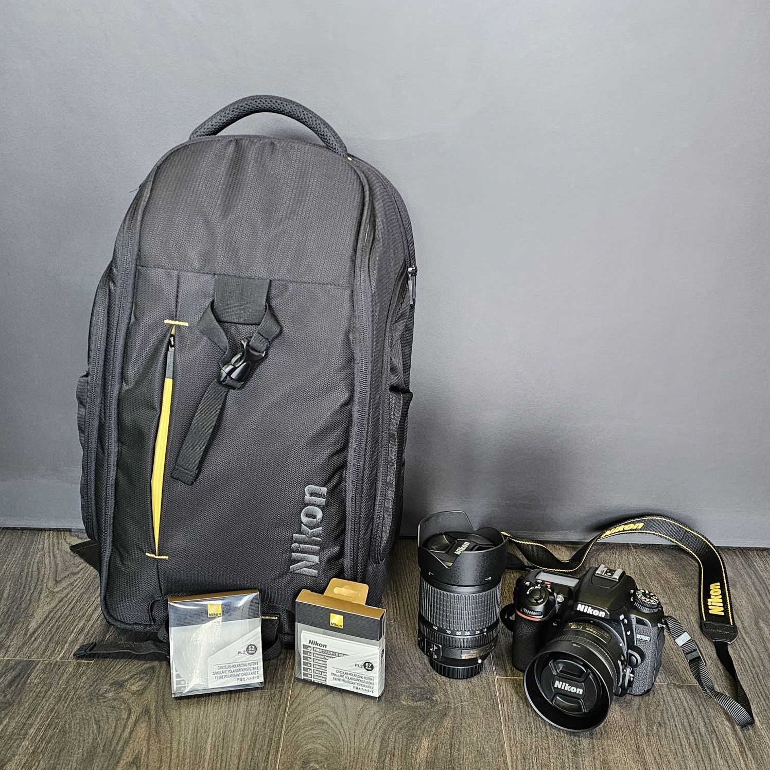 Amanet F28: Nikon D7500 + Obiectiv 18-140, 35mm 1.8G + Rucsac (P)