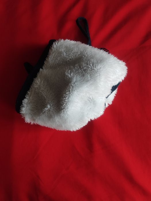 Теплые шапка и манишка на зиму